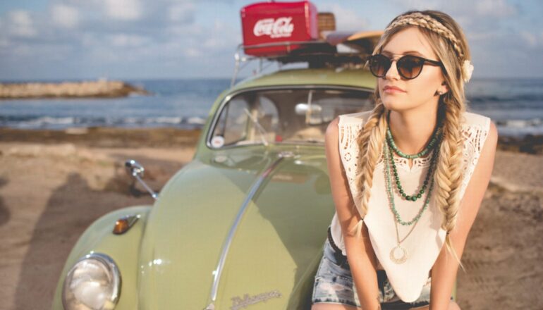 Top 20 Retro Car Tours for Nostalgic Travelers