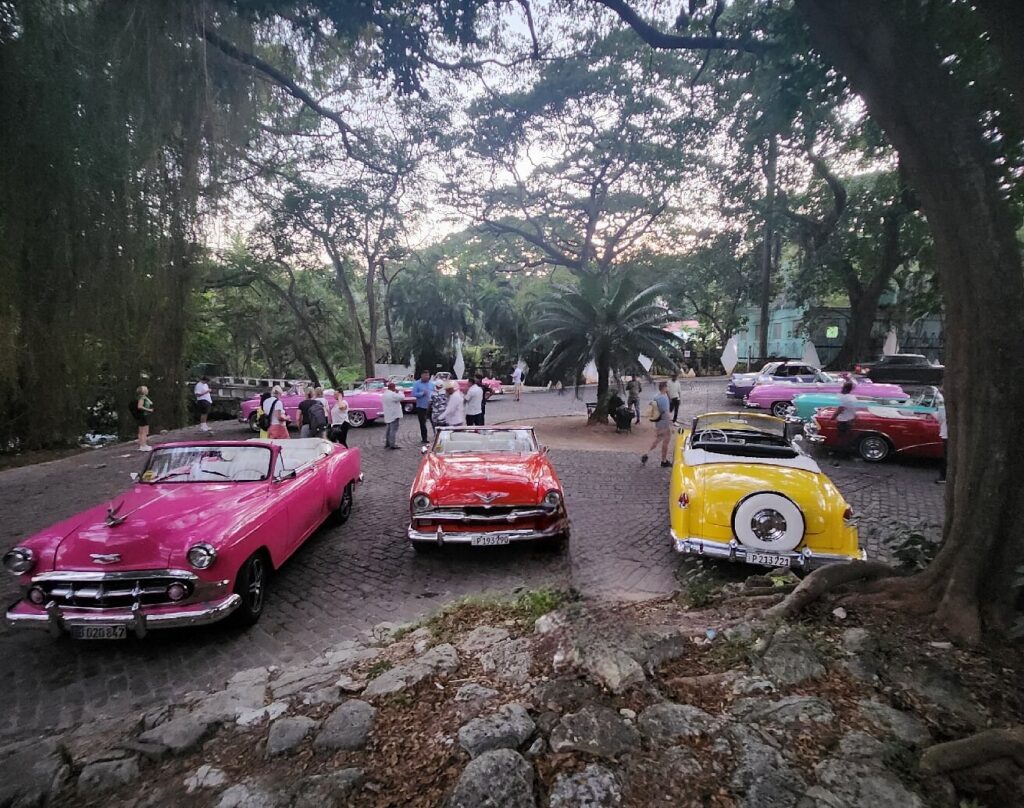Retro Tour Havana Cuba